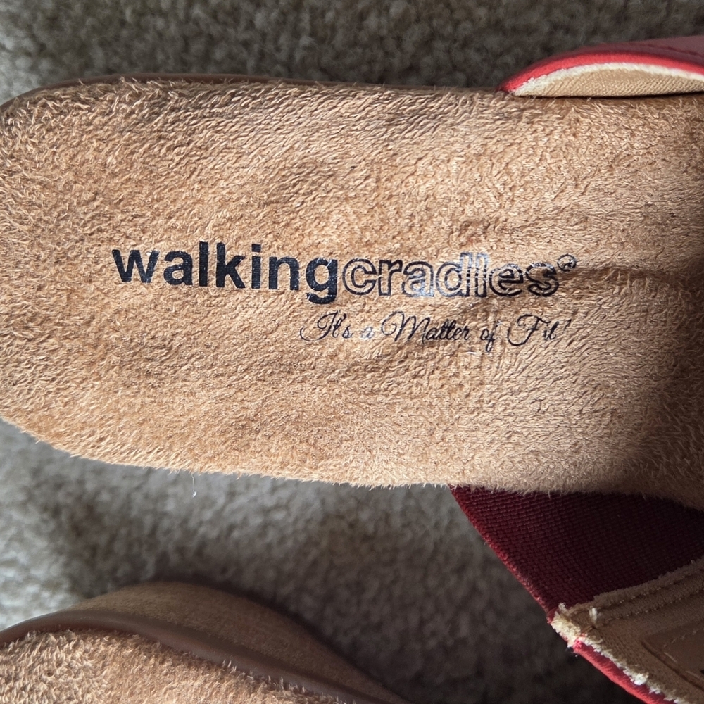Walking Cradles Kerry Sandals Red Wedge Heel Size 7.5 - Picture 3 of 8
